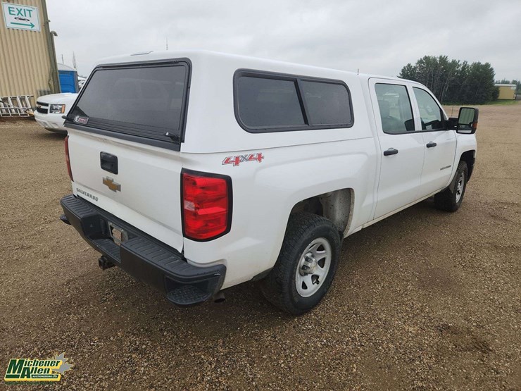 2015-chevrolet-silverado-1500-image-4