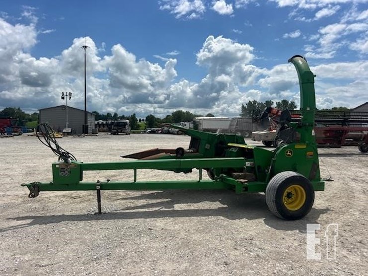 2010-john-deere-3975-image-12