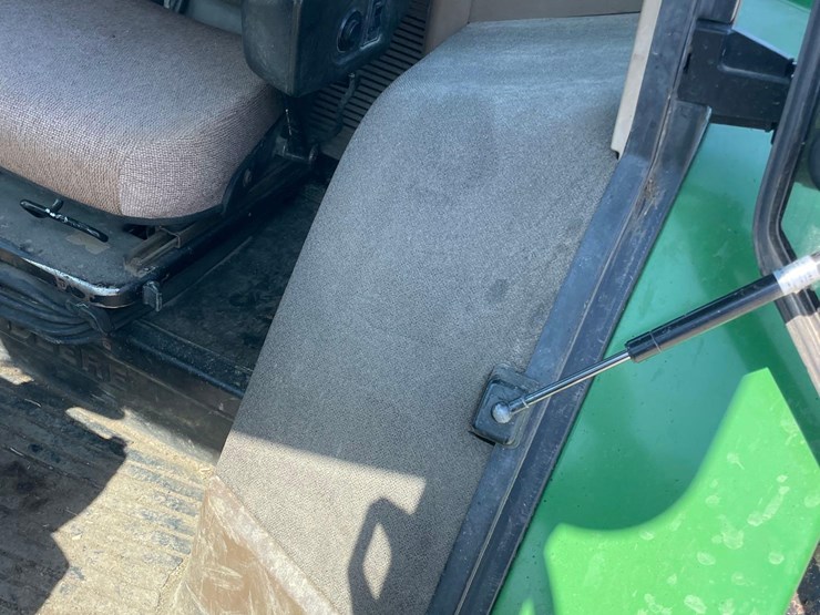 john-deere-7210-image-33