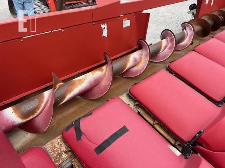 2010-case-ih-3208-image-15