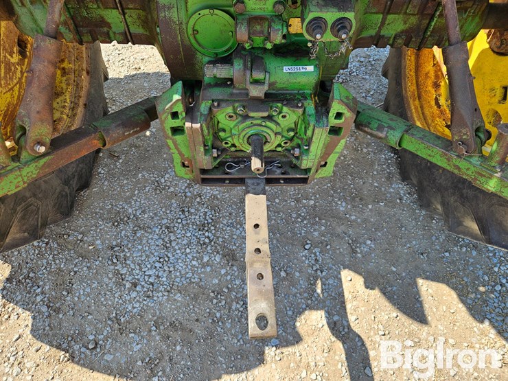 1964-john-deere-3020-image-9
