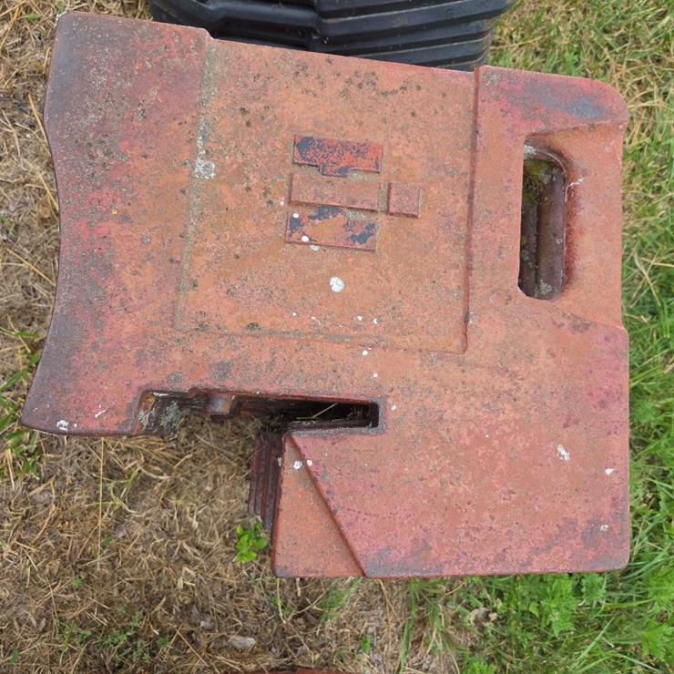 (12) Stamped IH 100# suitcase weights