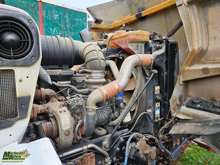 2012-kenworth-t800-image-23