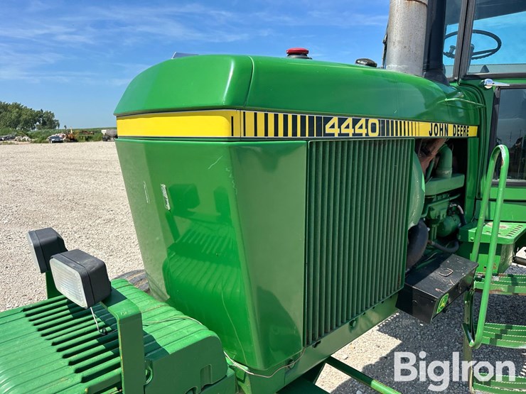 1979-john-deere-4440-image-18