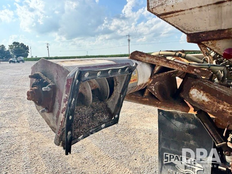 1995-mack-ch613-image-38
