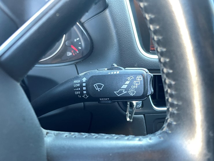 2010-audi-q5-image-41