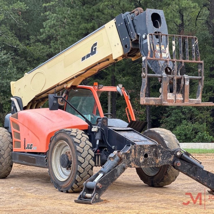 2018 JLG 1255