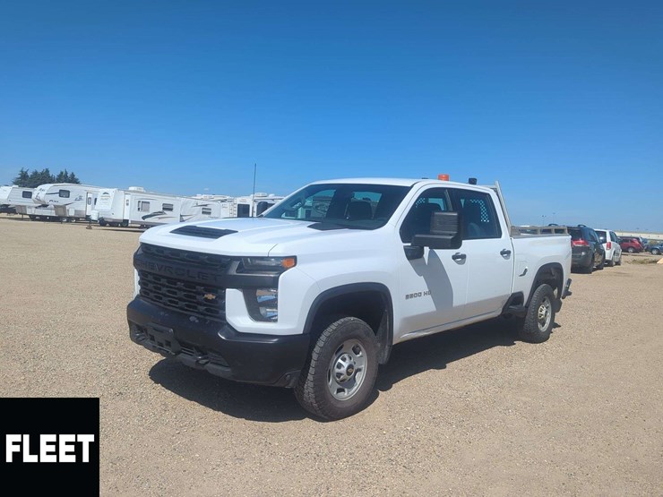 2020-chevrolet-silverado-2500hd-image-1