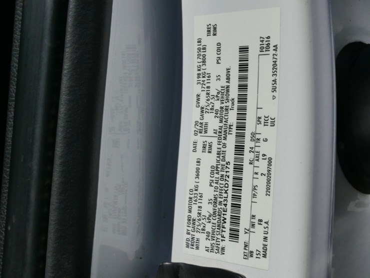 2020-ford-f150-xl-image-17