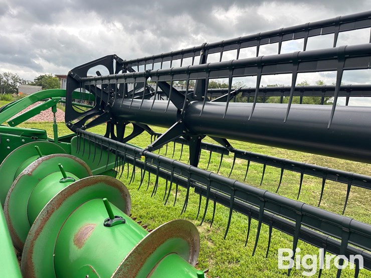 2010-john-deere-635f-image-18