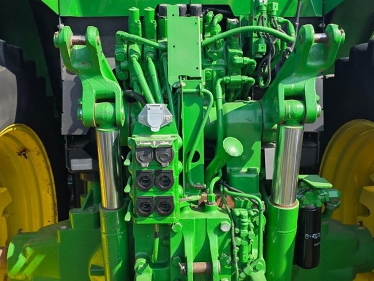 john-deere-7810-image-26