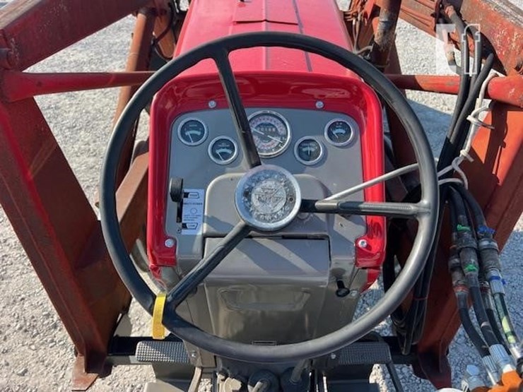massey-ferguson-175-image-39