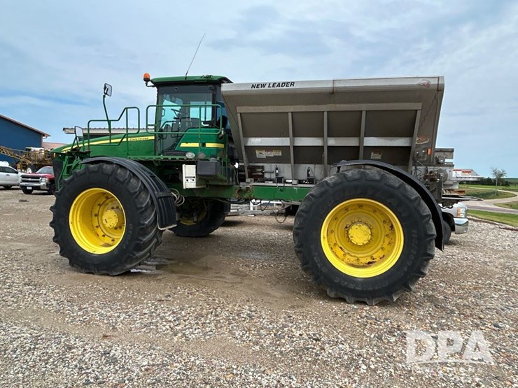 2009-john-deere-4930-image-3