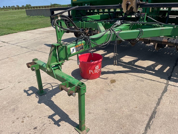 john-deere-1590-image-9