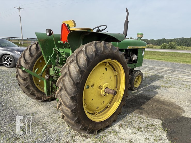 1965-john-deere-2010-image-6