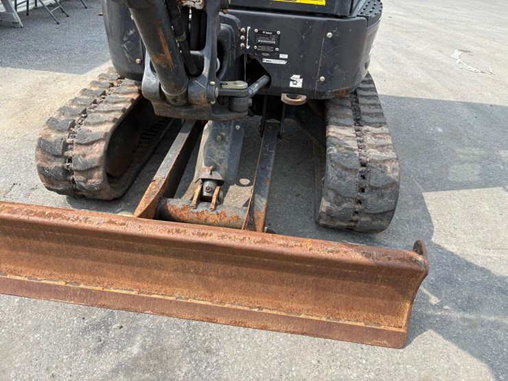 2021-bobcat-e26-image-15