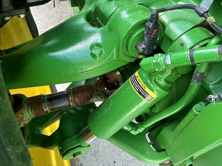 2018-john-deere-8370r-image-55