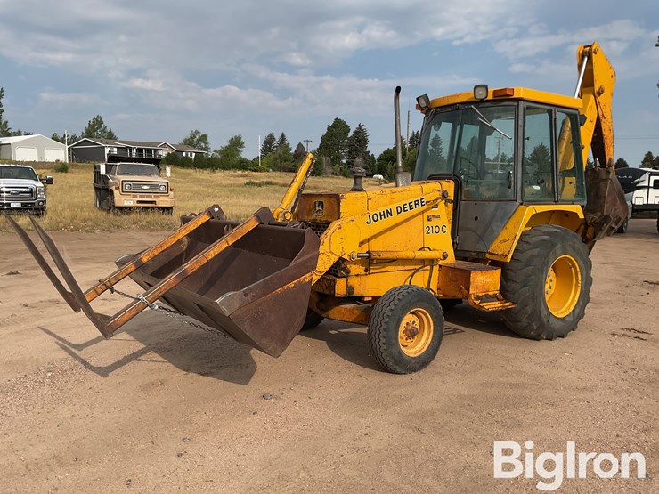 1990-deere-210c-image-1