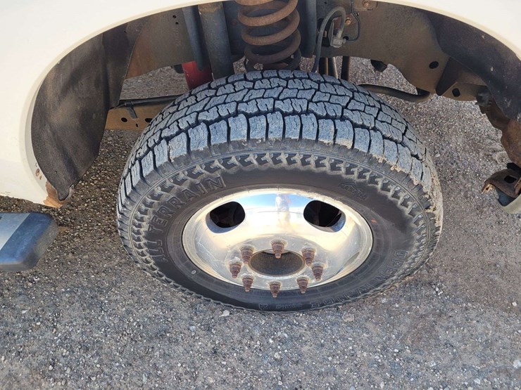 2012-ford-f350-image-28