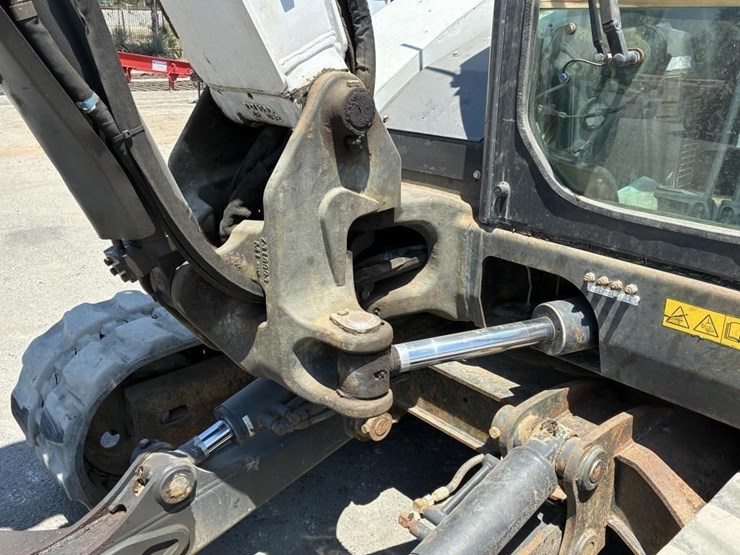 2019-bobcat-e85-image-6