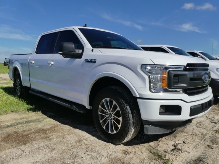 2020-ford-f150-xl-image-2
