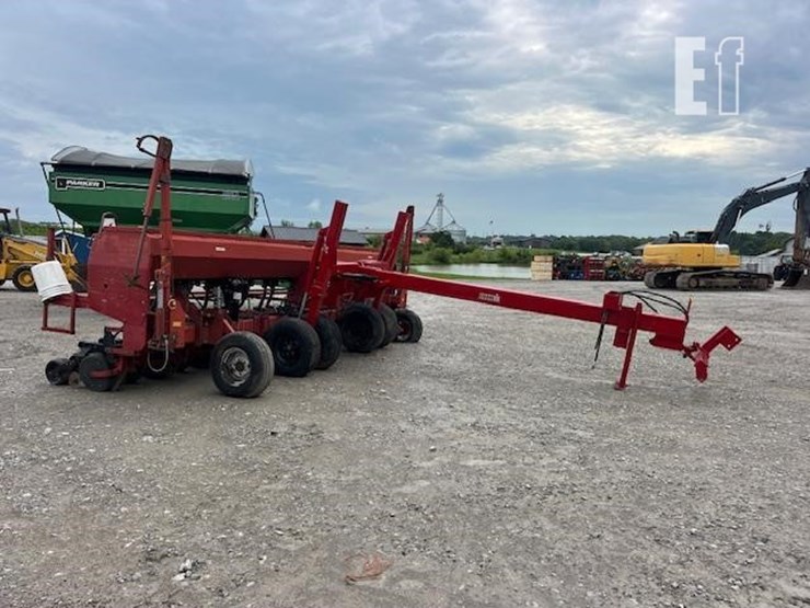 case-ih-5400-image-2