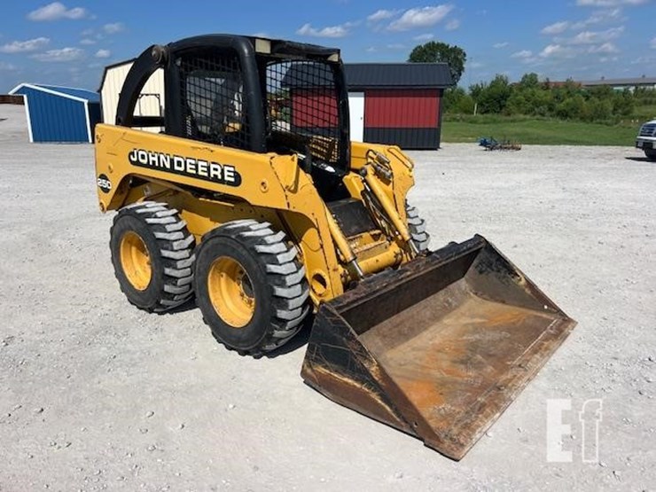 deere-250-image-1