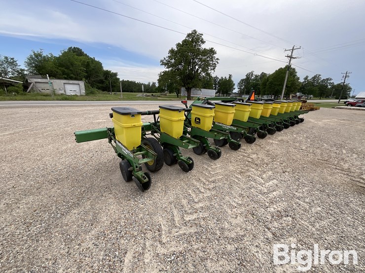 john-deere-1720-image-7