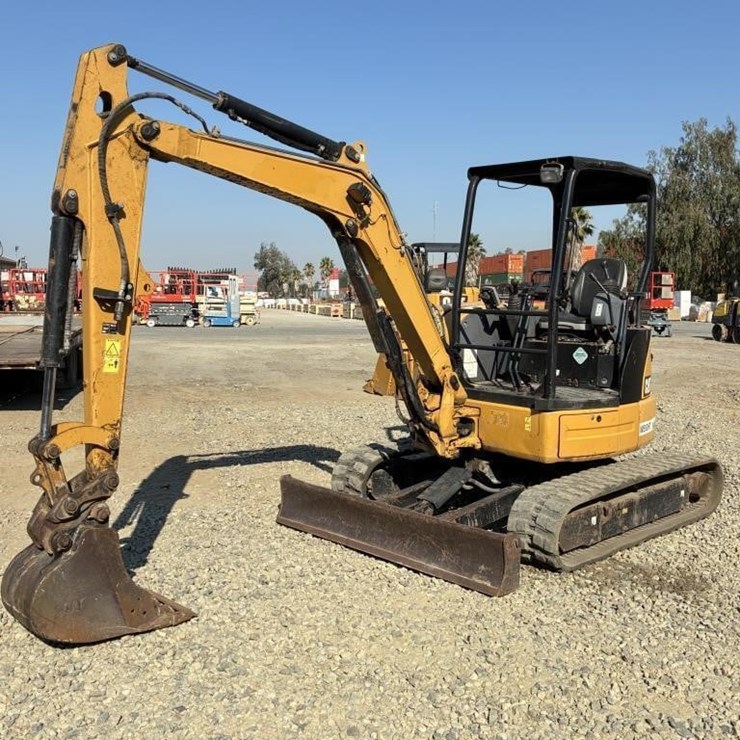 2014 CATERPILLAR 304E CR