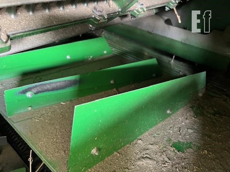 2014-john-deere-s680-image-38