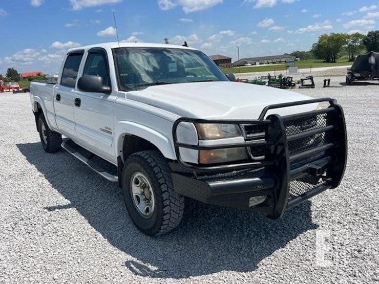 2007-chevrolet-silverado-2500hd-image-9