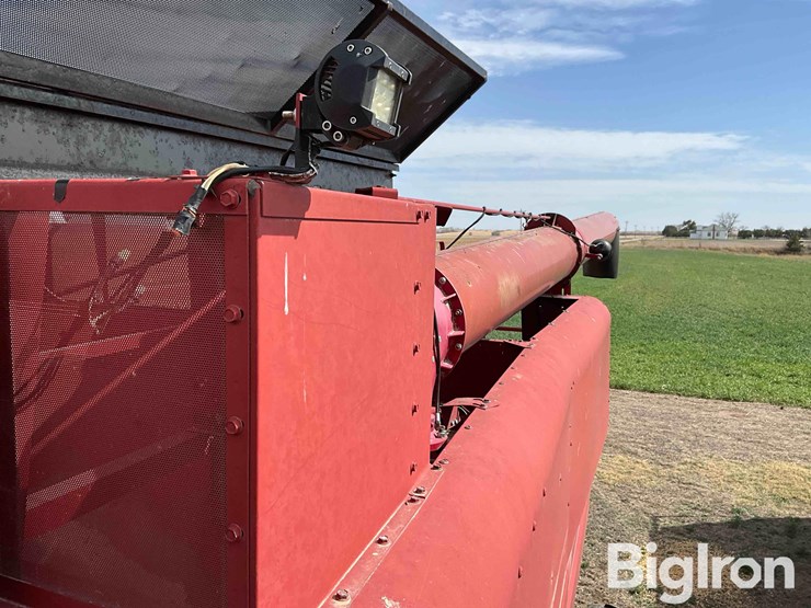 1990-case-ih-1680-image-16