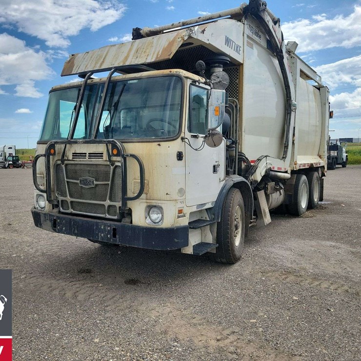 2015 AUTOCAR XPEDITOR