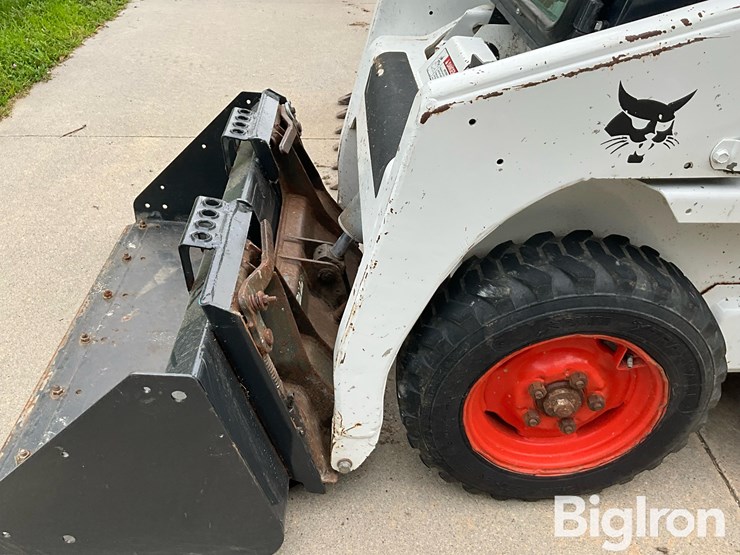 2010-bobcat-s70-image-11