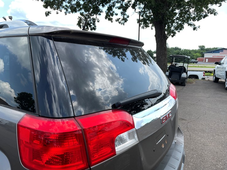 2010-gmc-terrain-slt-image-27