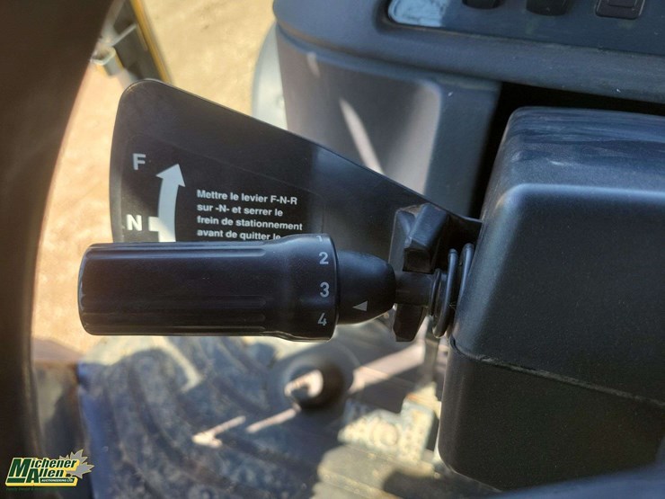 2011-deere-710j-image-11