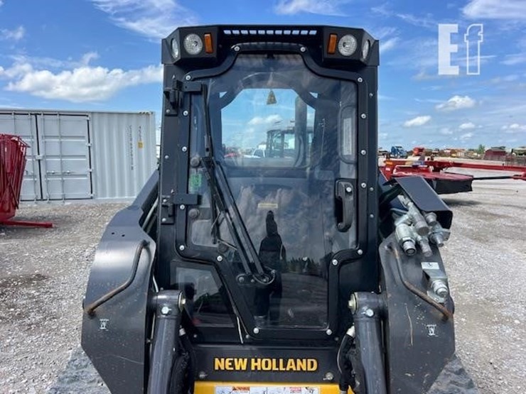 2020-new-holland-c332-image-12
