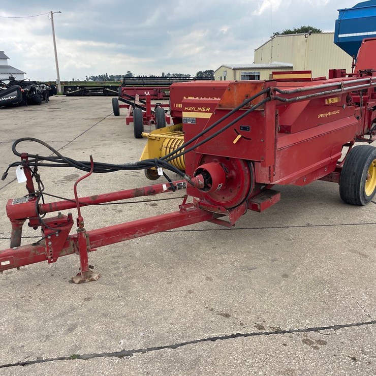 NEW HOLLAND 311