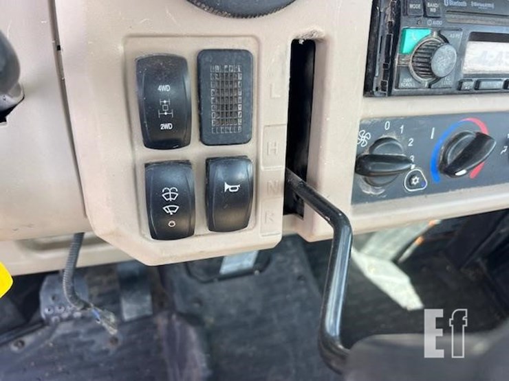 john-deere-gator-xuv-835r-image-31