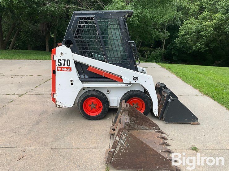 2010-bobcat-s70-image-4