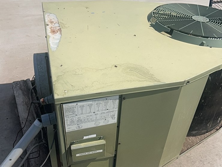 commercial-a/c-unit-image-13
