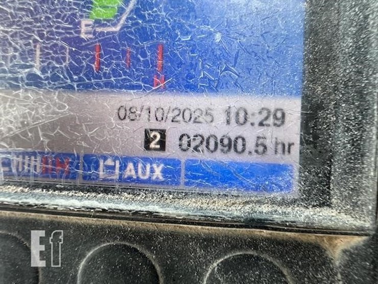 takeuchi-tb235-2-image-40