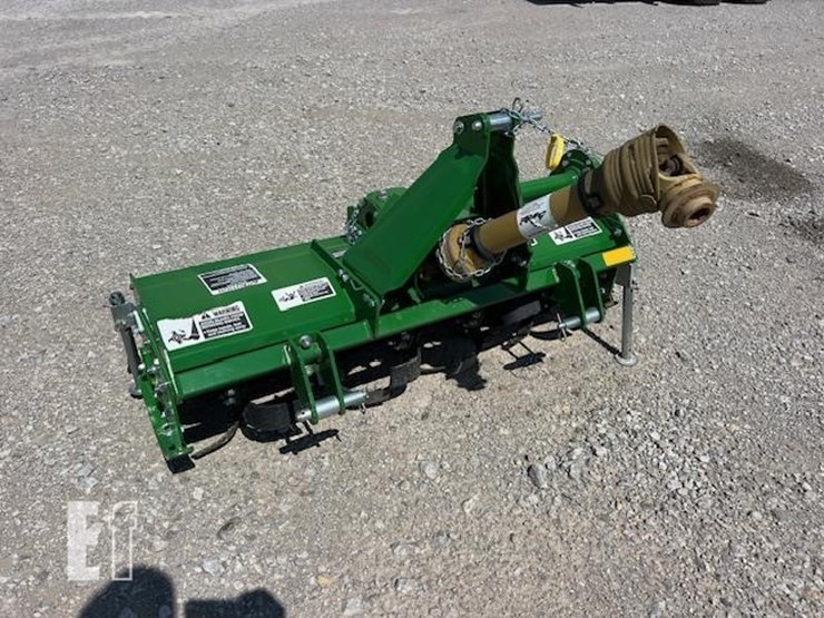 2021-john-deere-647-image-1