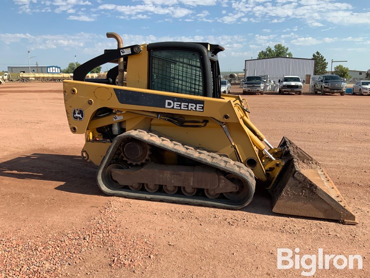 2009-john-deere-332-image-4