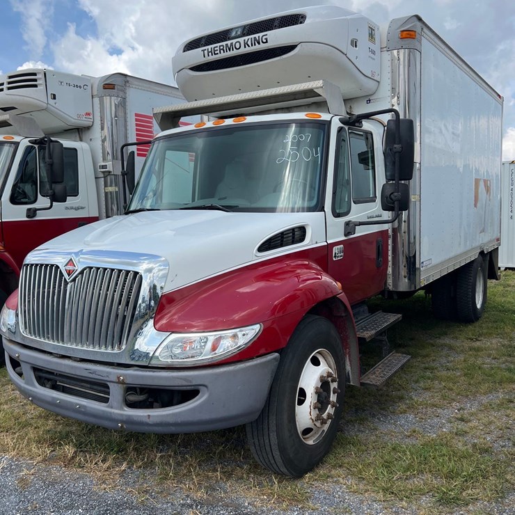 2007 INTERNATIONAL DURASTAR 4300