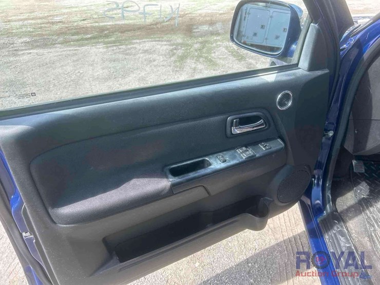 2012-chevrolet-colorado-image-13