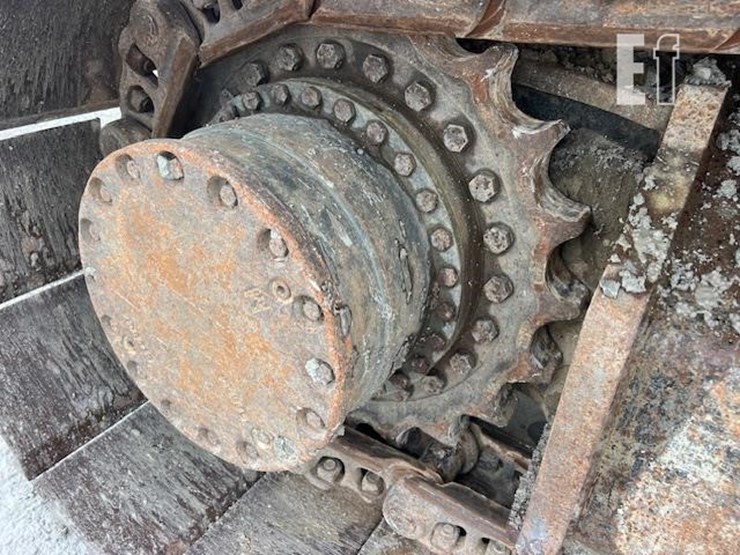 2014-deere-290g-lc-image-23