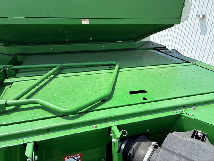 2012-john-deere-s660-image-94