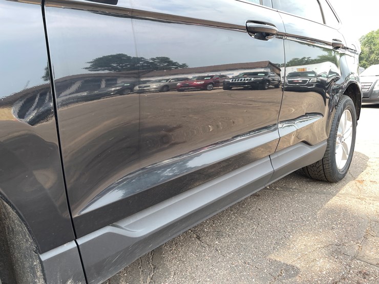 2016-ford-edge-sel-image-14