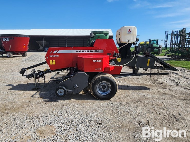 2021-massey-ferguson-1840-image-8